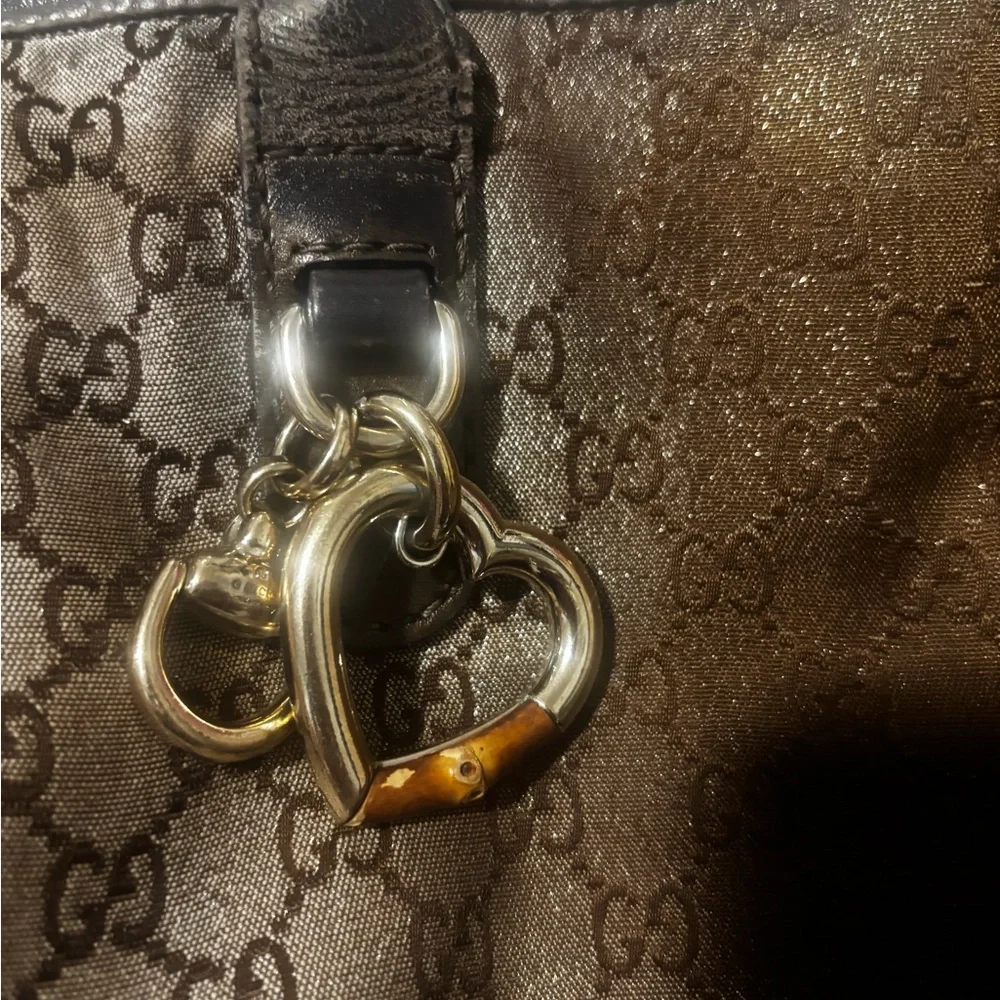 Gucci Brown GG Canvas Tote with Gold Heart Charm - Picture 3 of 10